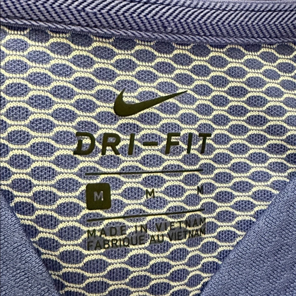 Nike AJ5225-554 Women's 1/4 Zip Dri-Fit Golf Polo Shirt Size Medium Purple Blue